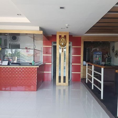 Villa Rosita Hotel Naga  Extérieur photo