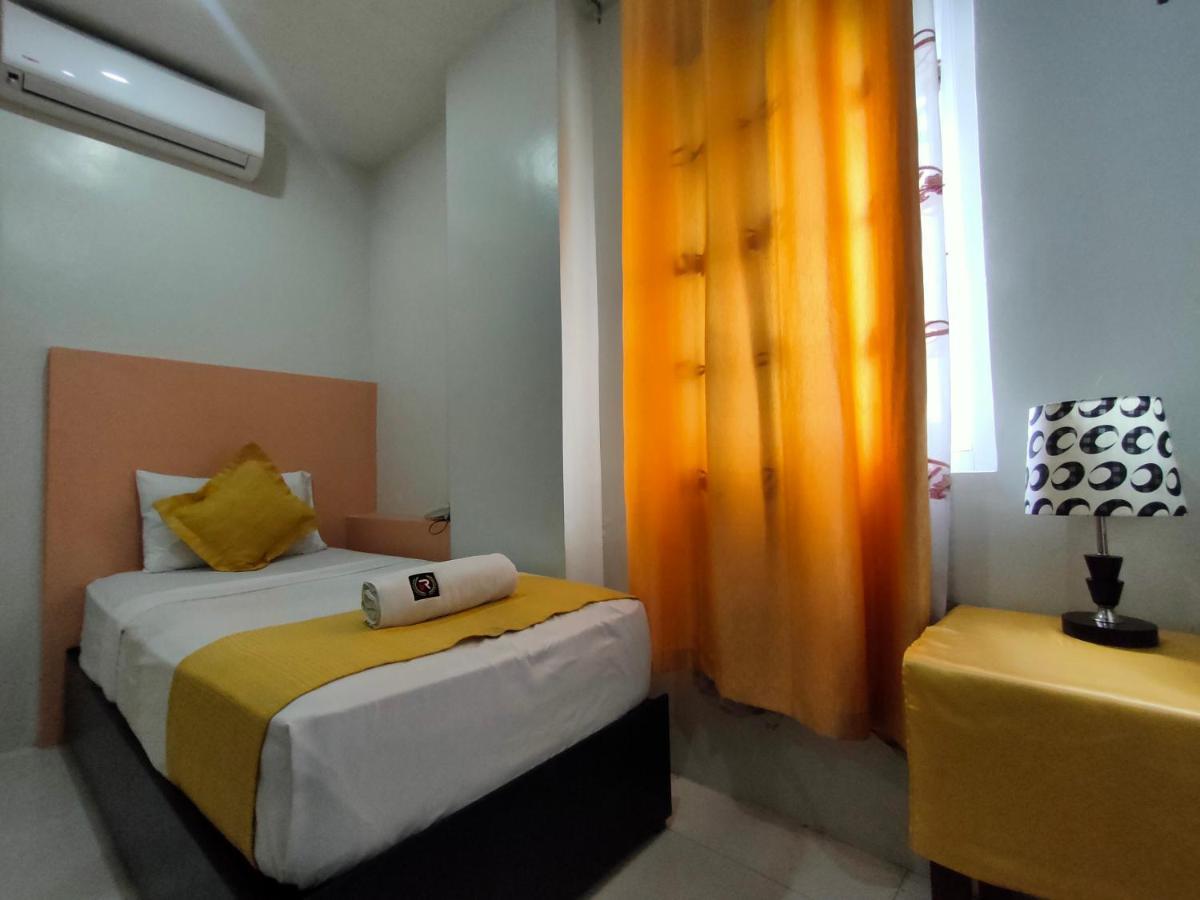 Villa Rosita Hotel Naga  Extérieur photo