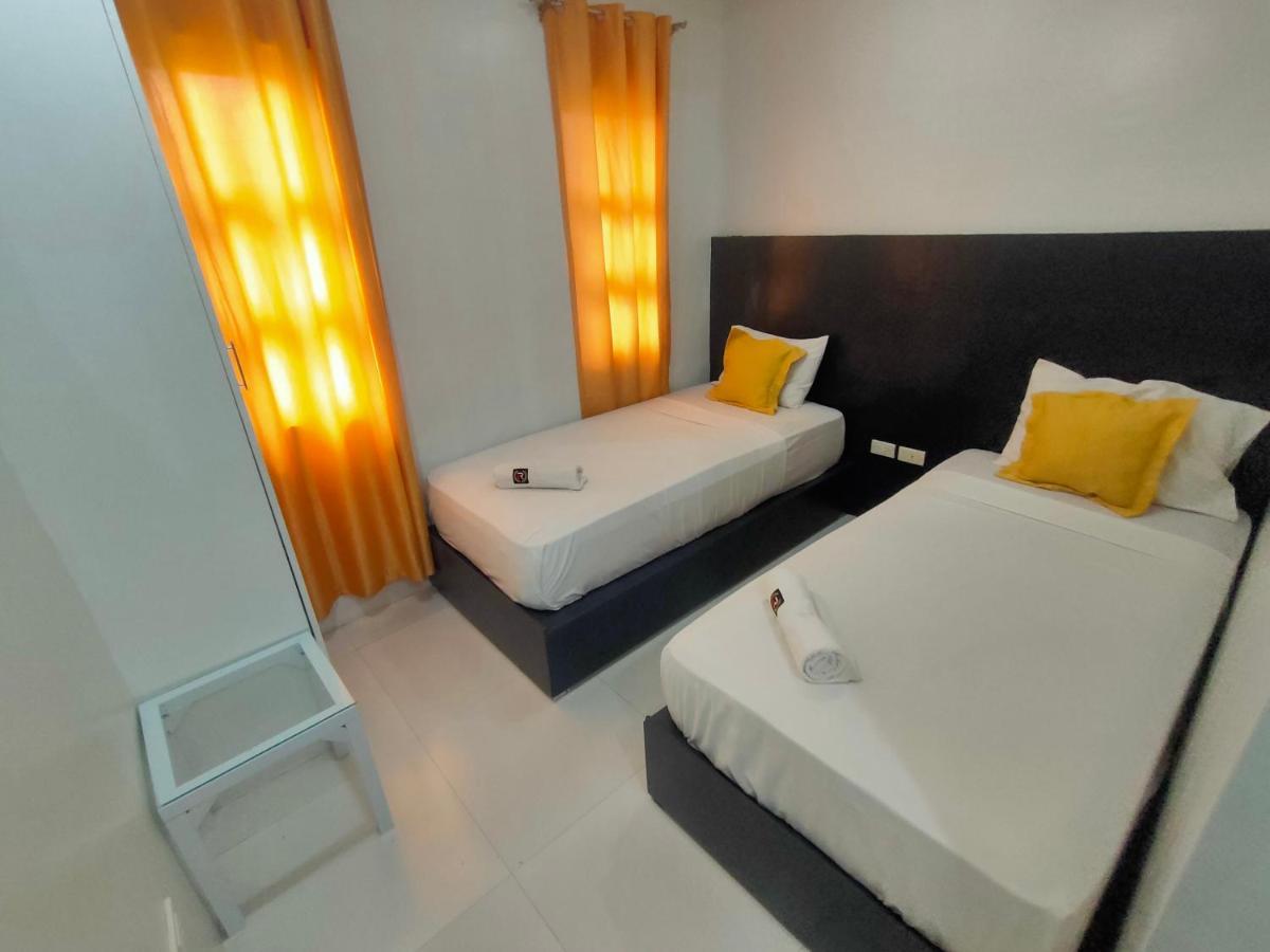 Villa Rosita Hotel Naga  Extérieur photo