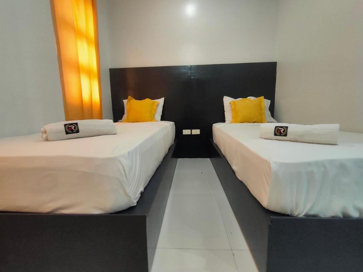 Villa Rosita Hotel Naga  Extérieur photo