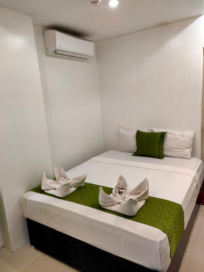 Villa Rosita Hotel Naga  Extérieur photo