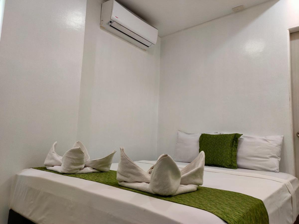 Villa Rosita Hotel Naga  Extérieur photo
