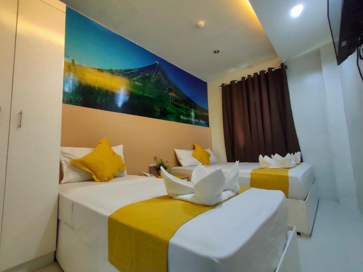 Villa Rosita Hotel Naga  Extérieur photo